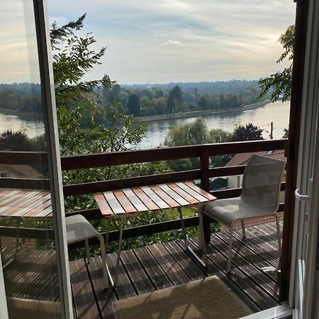Вілла Chalet En Bord De Seine Le Coudray-Montceaux Екстер'єр фото